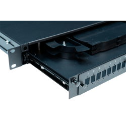 Fiber patchpanel 24 port (3 x 8)